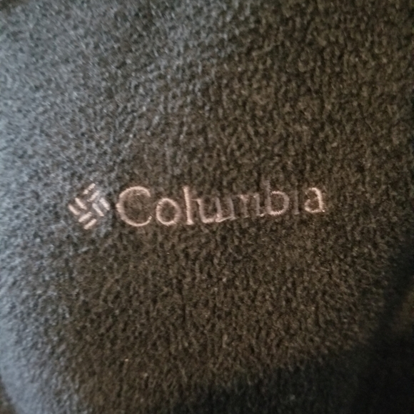 Brand New Womans Columbia size LG Fleece Zip Up with Hood - Picture 4 of 4